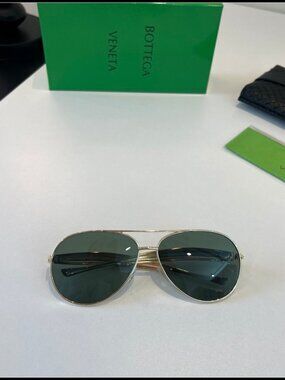 Bottega Veneta Gold Aviator Green Lens Sunnies